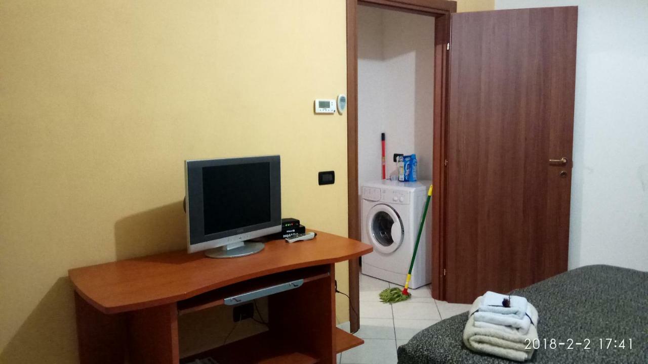 Scarpone Appartement Pavia Buitenkant foto